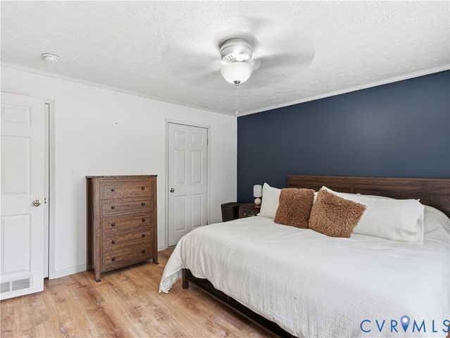 13520 Dykeland Rd, Amelia, VA 23002