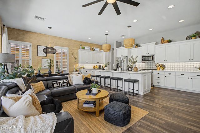 1807 N Bernard --, Mesa, AZ 85207