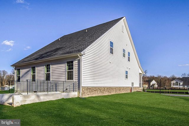 ELIANA COURT - CHESAPEAKE MODEL, Glenn Dale, MD 20769