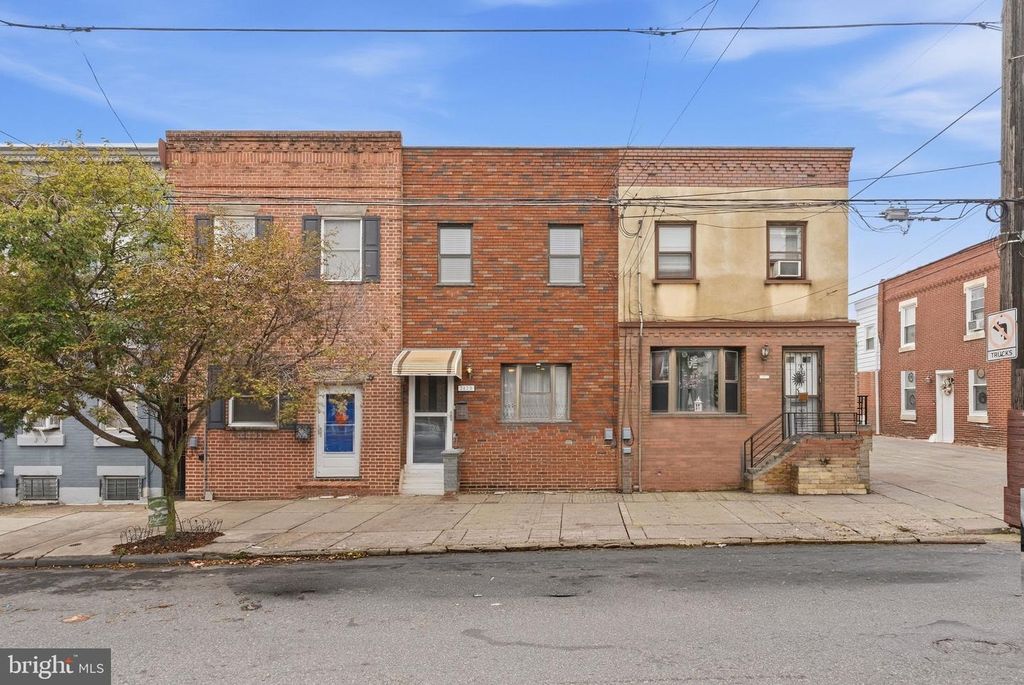 2620 E CLEARFIELD ST, PHILADELPHIA, PA 19134 — exterior