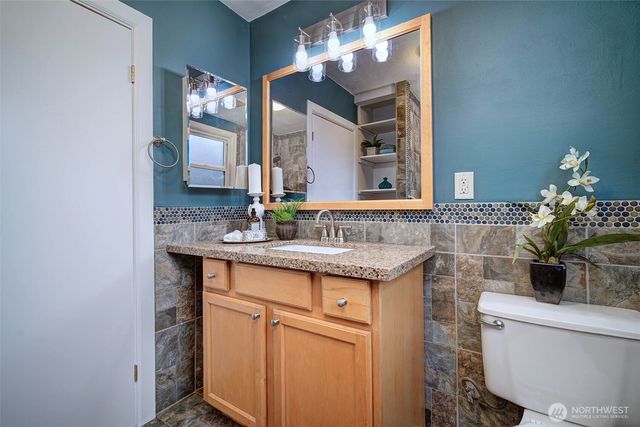 10633 21st Avenue SW, Seattle, WA 98146