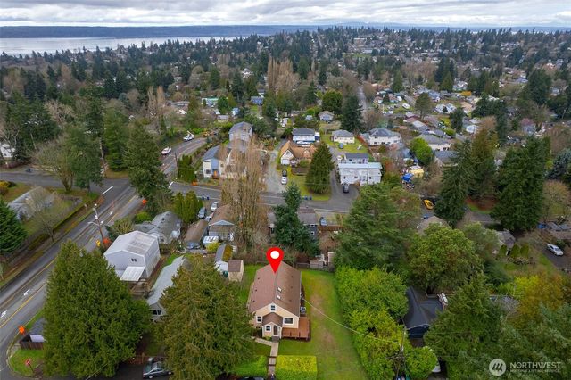 10633 21st Avenue SW, Seattle, WA 98146