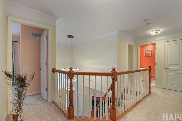 1121 Williamsburg Circle, Grayslake, IL 60030