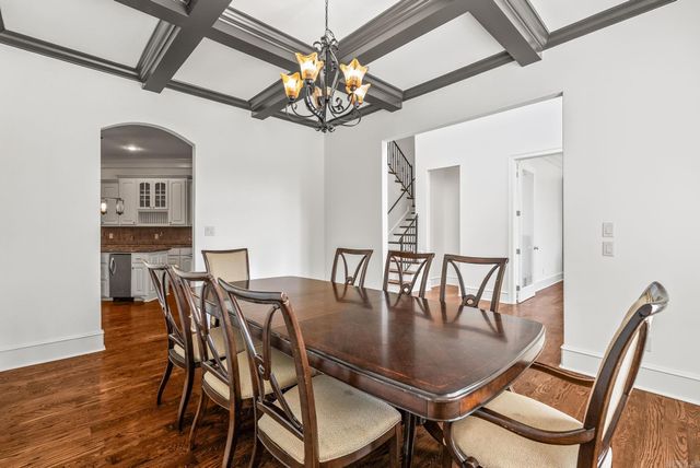 8 Ledge Rock Cove, Little Rock, AR 72211