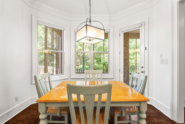 8 Ledge Rock Cove, Little Rock, AR 72211