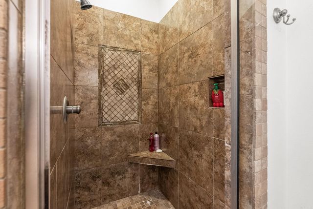 8 Ledge Rock Cove, Little Rock, AR 72211