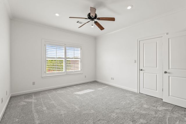 8 Ledge Rock Cove, Little Rock, AR 72211