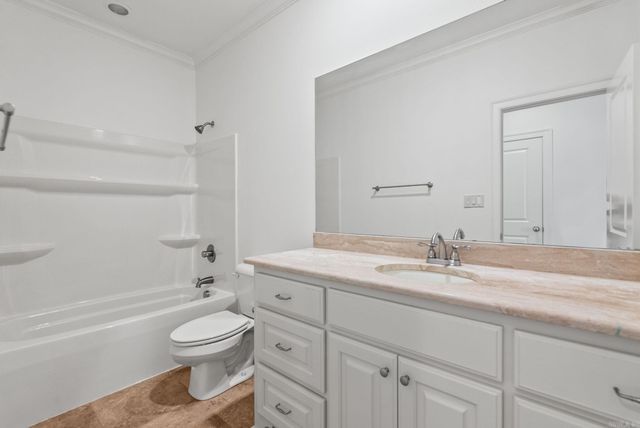 8 Ledge Rock Cove, Little Rock, AR 72211