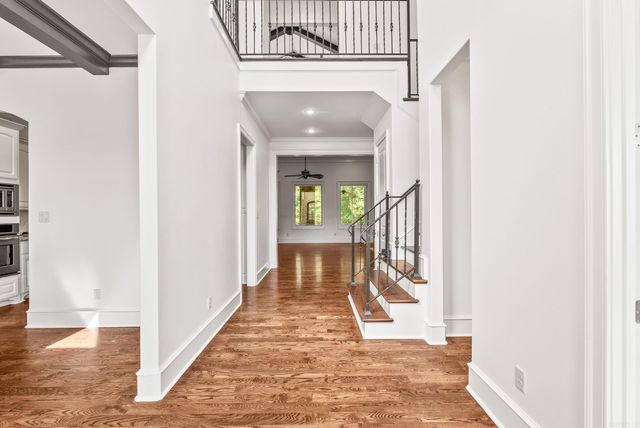 8 Ledge Rock Cove, Little Rock, AR 72211