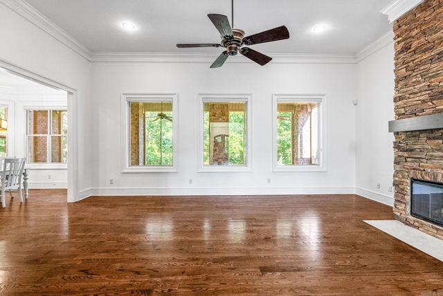 8 Ledge Rock Cove, Little Rock, AR 72211