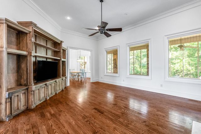 8 Ledge Rock Cove, Little Rock, AR 72211