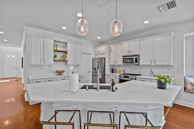 7309 S SHAMROCK ROAD, Tampa, FL 33616