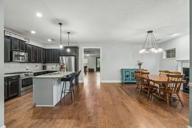 1099 Paddock Park Cir, Gallatin, TN 37066