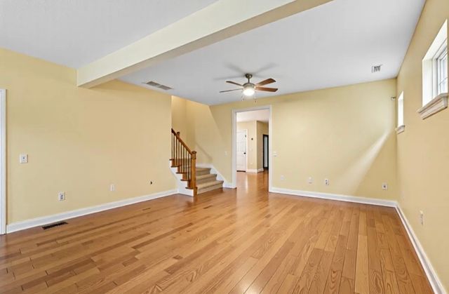 1099 Paddock Park Cir, Gallatin, TN 37066