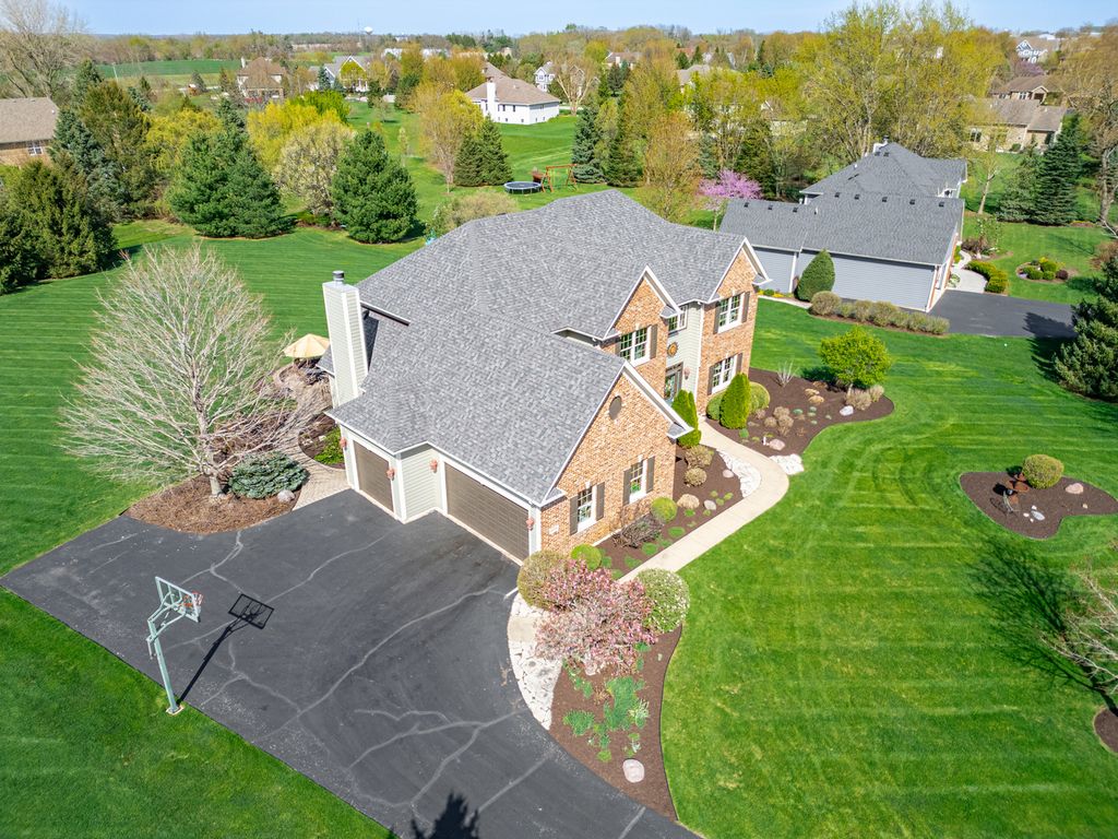 Image 29 of property listing at 6608 Erin Road, Mchenry, IL 60050