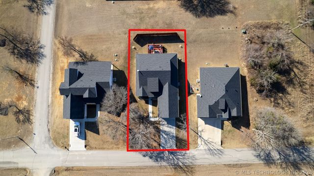 11845 Oak Ridge Drive, Kingston, OK 73439