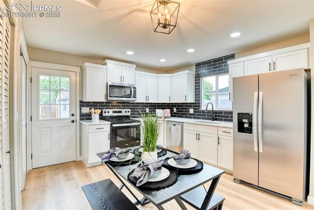 618 E Saint Elmo Avenue, Colorado Springs, CO 80905