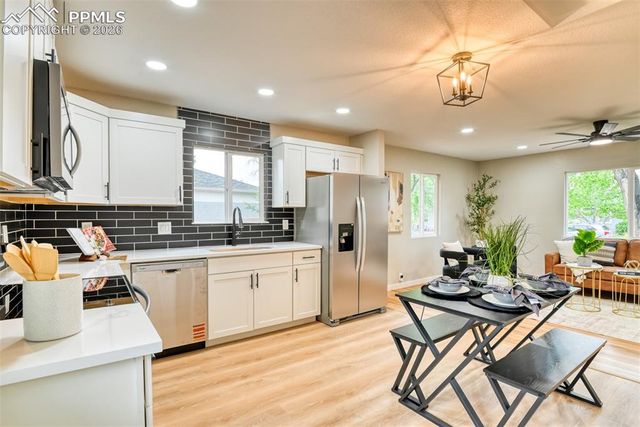 618 E Saint Elmo Avenue, Colorado Springs, CO 80905