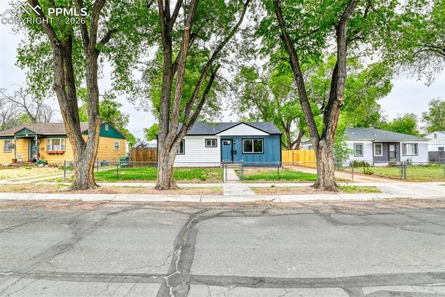 618 E Saint Elmo Avenue, Colorado Springs, CO 80905