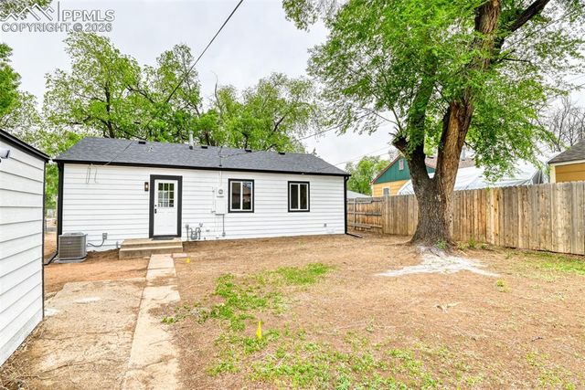 618 E Saint Elmo Avenue, Colorado Springs, CO 80905