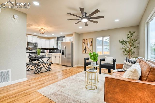 618 E Saint Elmo Avenue, Colorado Springs, CO 80905