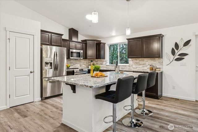 1704 186th Avenue NW, Lakebay, WA 98349