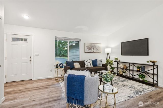 1704 186th Avenue NW, Lakebay, WA 98349