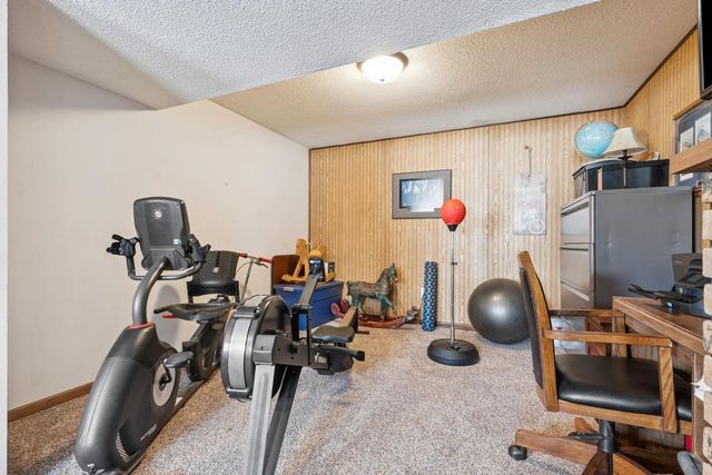 220 Terrace Drive, Independence, IA 50644