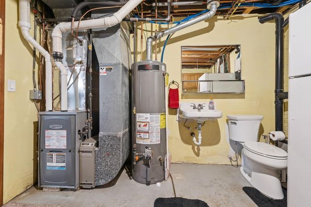 220 Terrace Drive, Independence, IA 50644