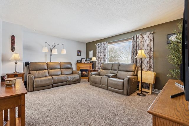 220 Terrace Drive, Independence, IA 50644