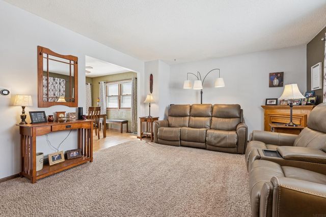 220 Terrace Drive, Independence, IA 50644