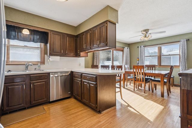 220 Terrace Drive, Independence, IA 50644