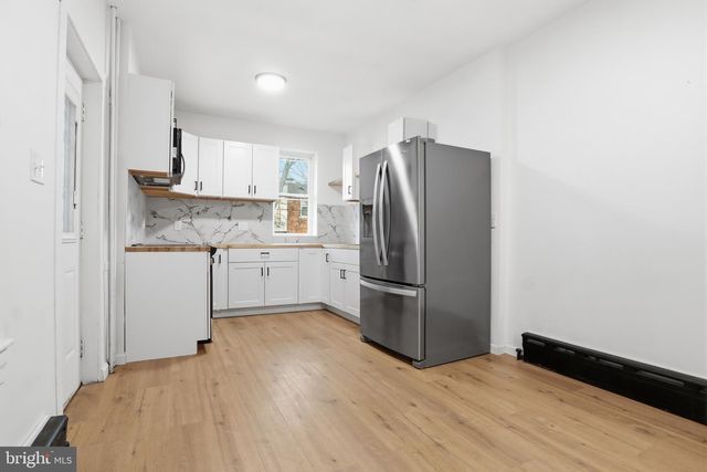 826 N PLUM ST, Lancaster, PA 17602