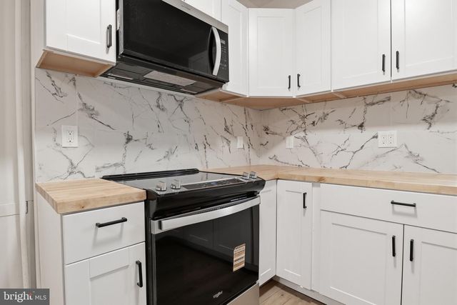 826 N PLUM ST, Lancaster, PA 17602