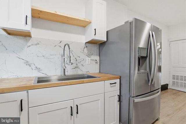 826 N PLUM ST, Lancaster, PA 17602