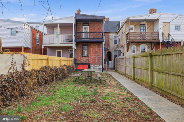 826 N PLUM ST, Lancaster, PA 17602