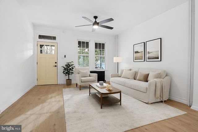 826 N PLUM ST, Lancaster, PA 17602