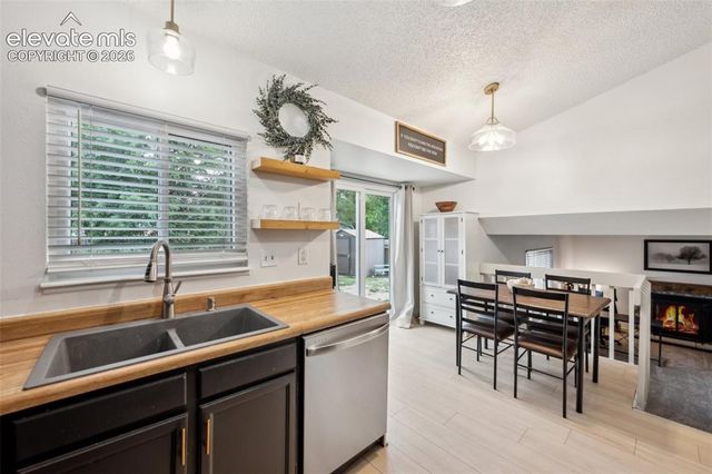 3335 Galleria Terrace, Colorado Springs, CO 80916