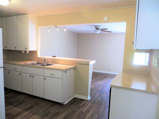 2809 Rosadele Street, La Marque, TX 77568