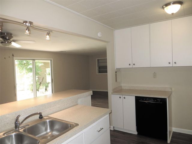 2809 Rosadele Street, La Marque, TX 77568