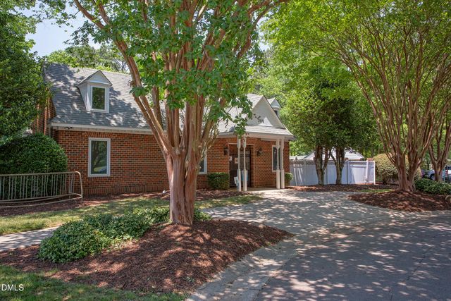 2912 Hawtree Drive, Raleigh, NC 27613