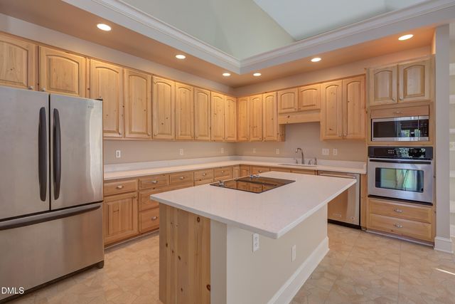 2912 Hawtree Drive, Raleigh, NC 27613