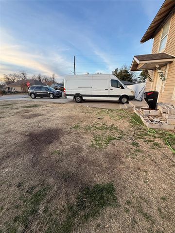 1136 N Independence Avenue, Oklahoma City, OK 73107