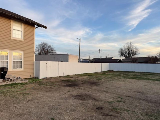 1136 N Independence Avenue, Oklahoma City, OK 73107