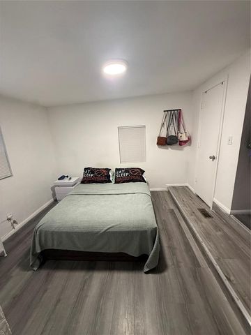 1136 N Independence Avenue, Oklahoma City, OK 73107