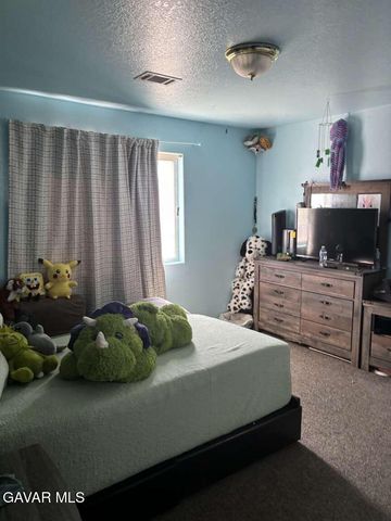 9901 Karen Avenue, California City, CA 93505