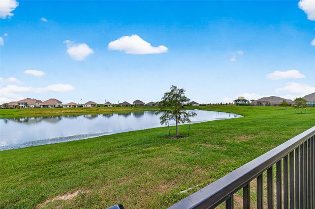 2919 Golden Isle Drive, Texas City, TX 77568