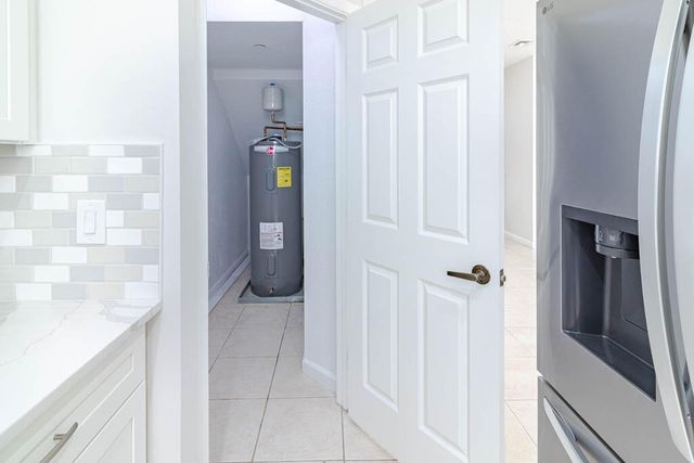 356 SE Bloxham Way, Stuart, FL 34997