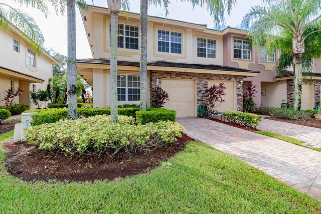 356 SE Bloxham Way, Stuart, FL 34997