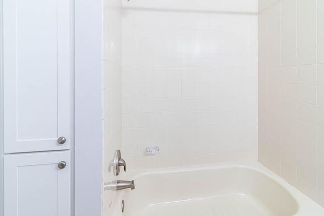 356 SE Bloxham Way, Stuart, FL 34997